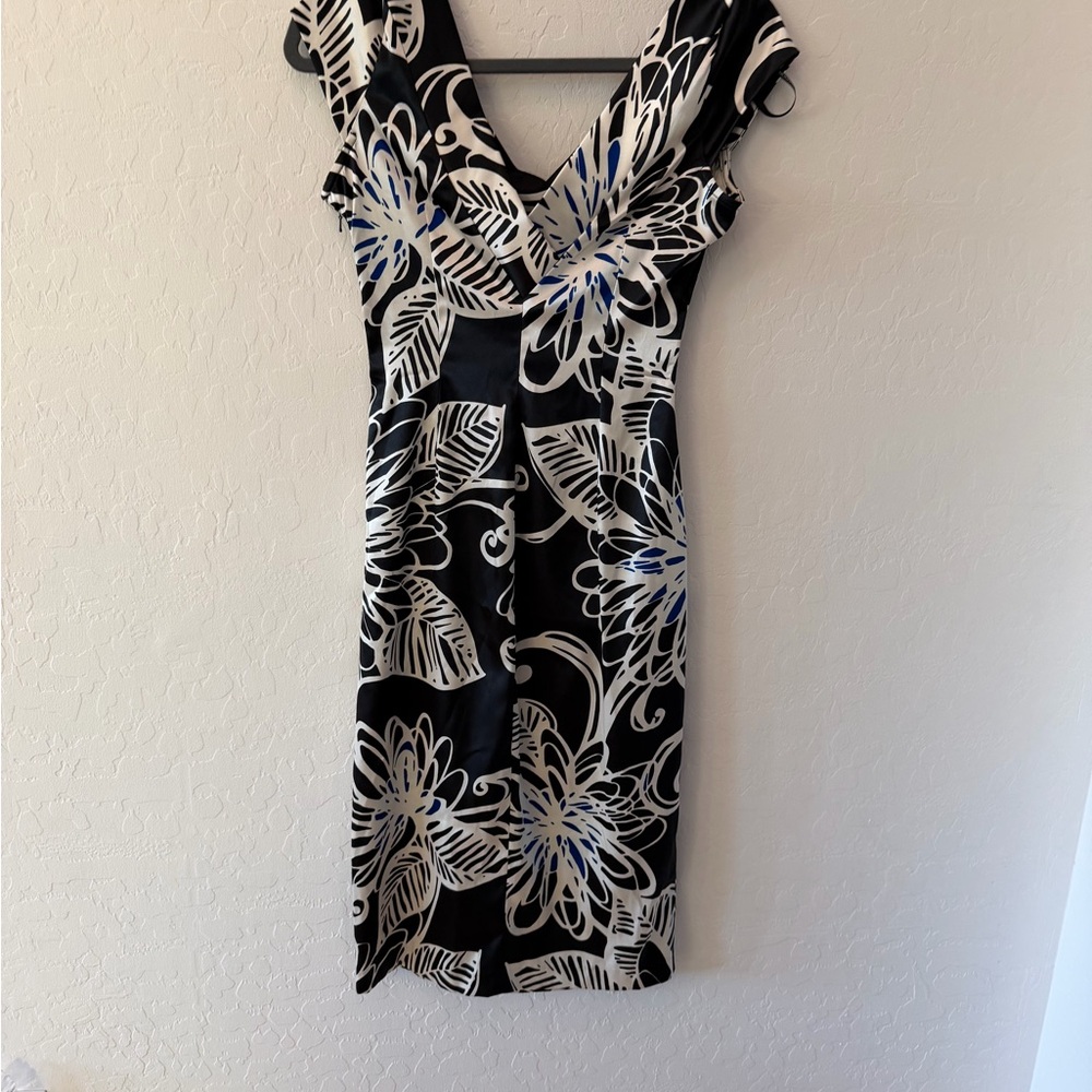 Maggy London Black Floral Sheath Dress | Size 4 | Never Worn